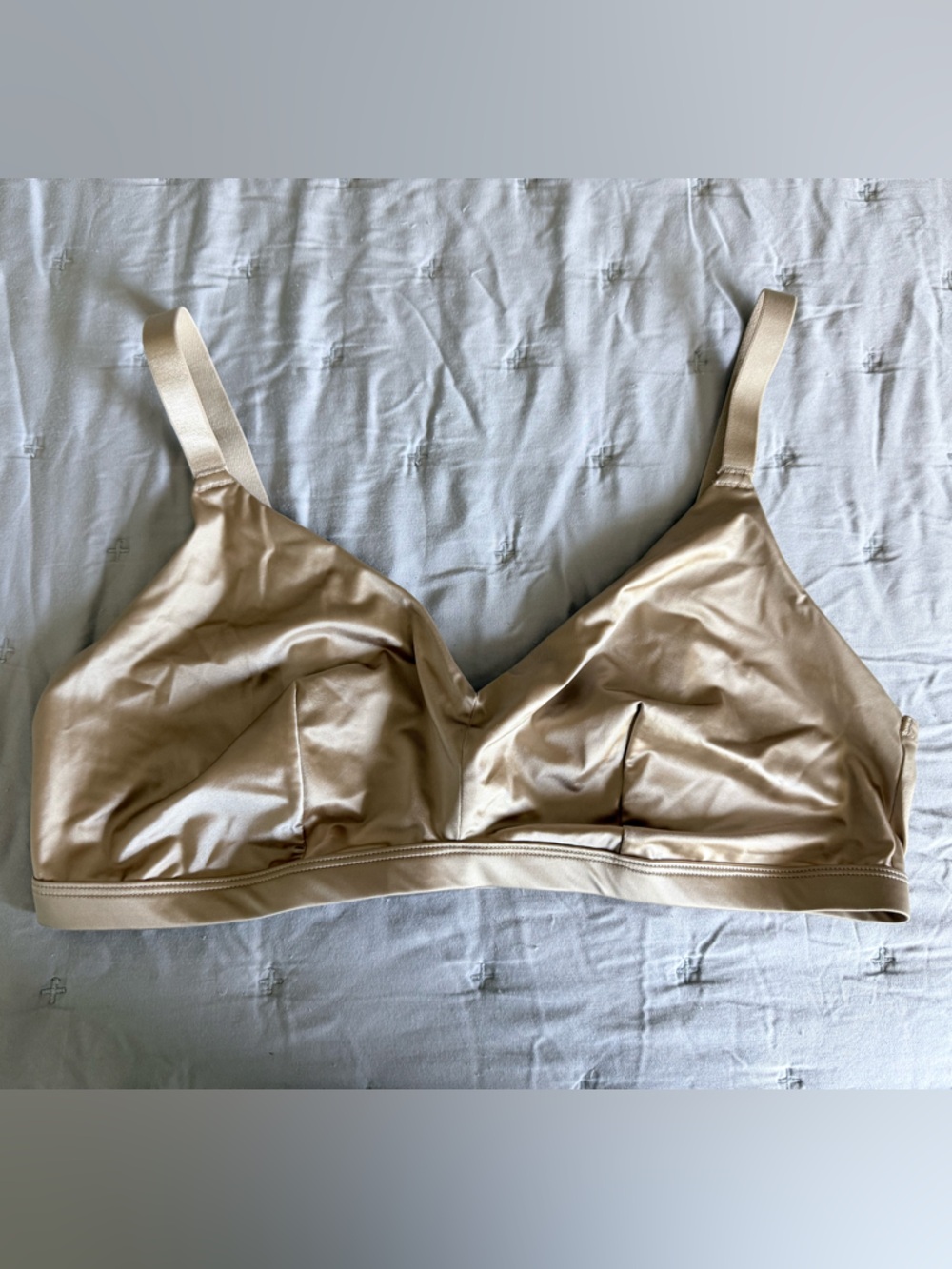 Seamless Nude Wireless Bra - Comfortable Everyday Support bralette camisole